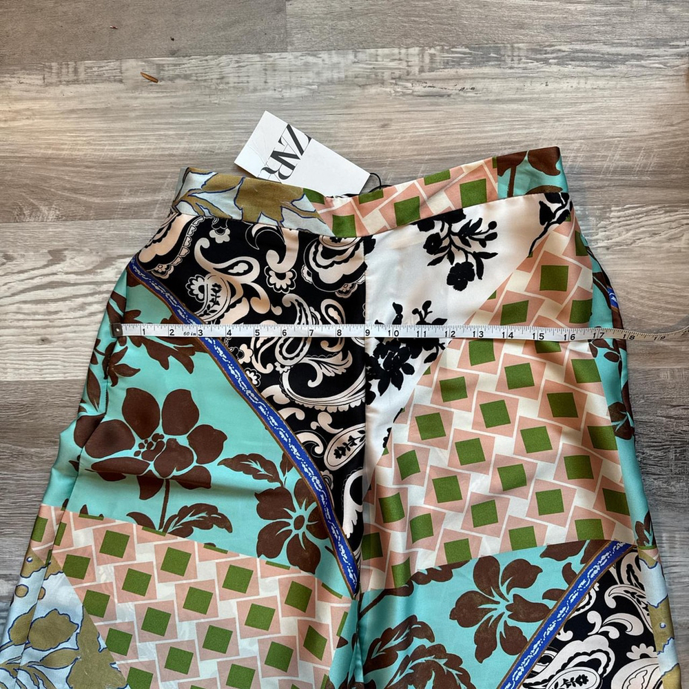 trousers - Picture 4 of 8